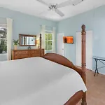 Duval Square Courtyard Condo 31